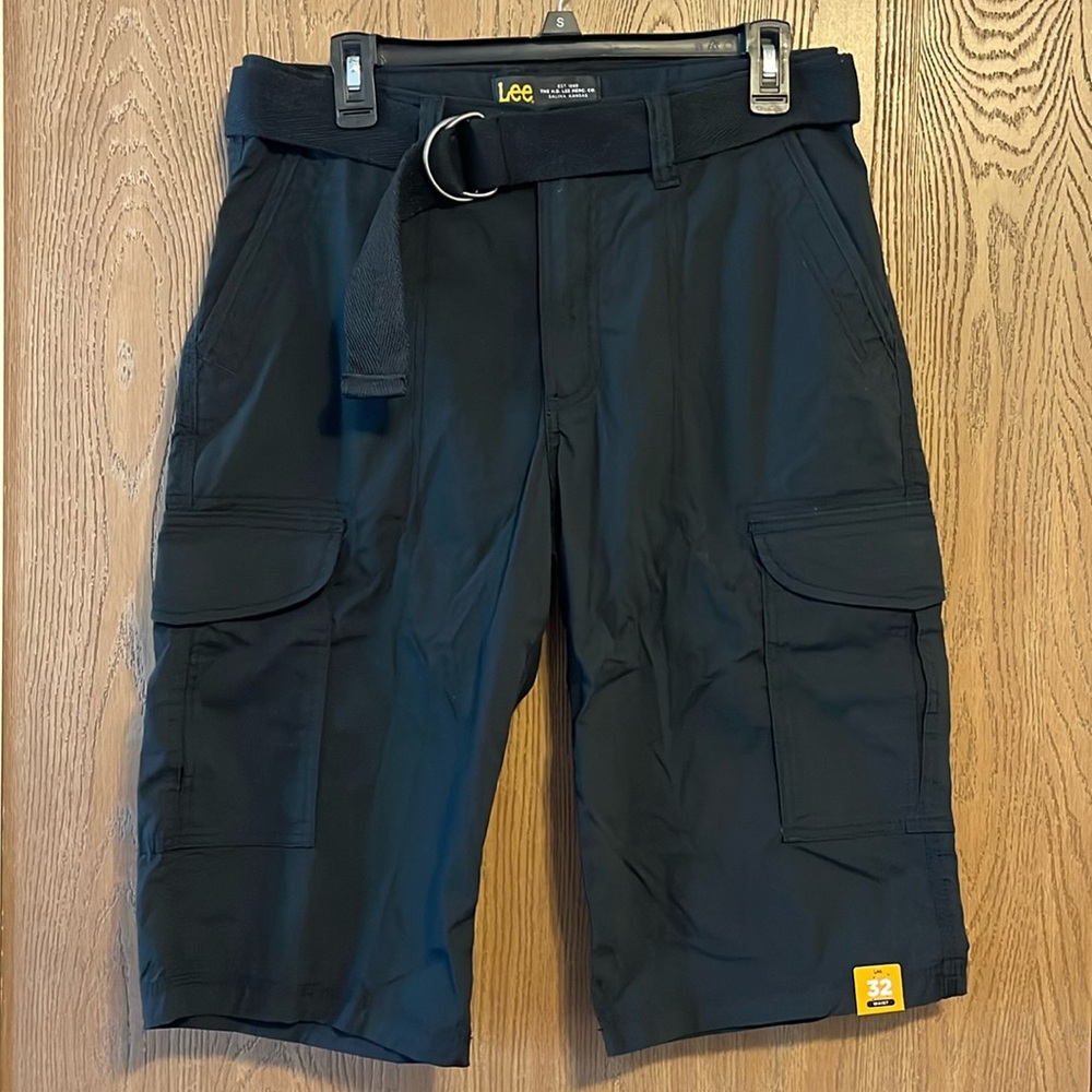 🏷️ 3/$25 Men’s LEE Cargo Shorts Size 32 New